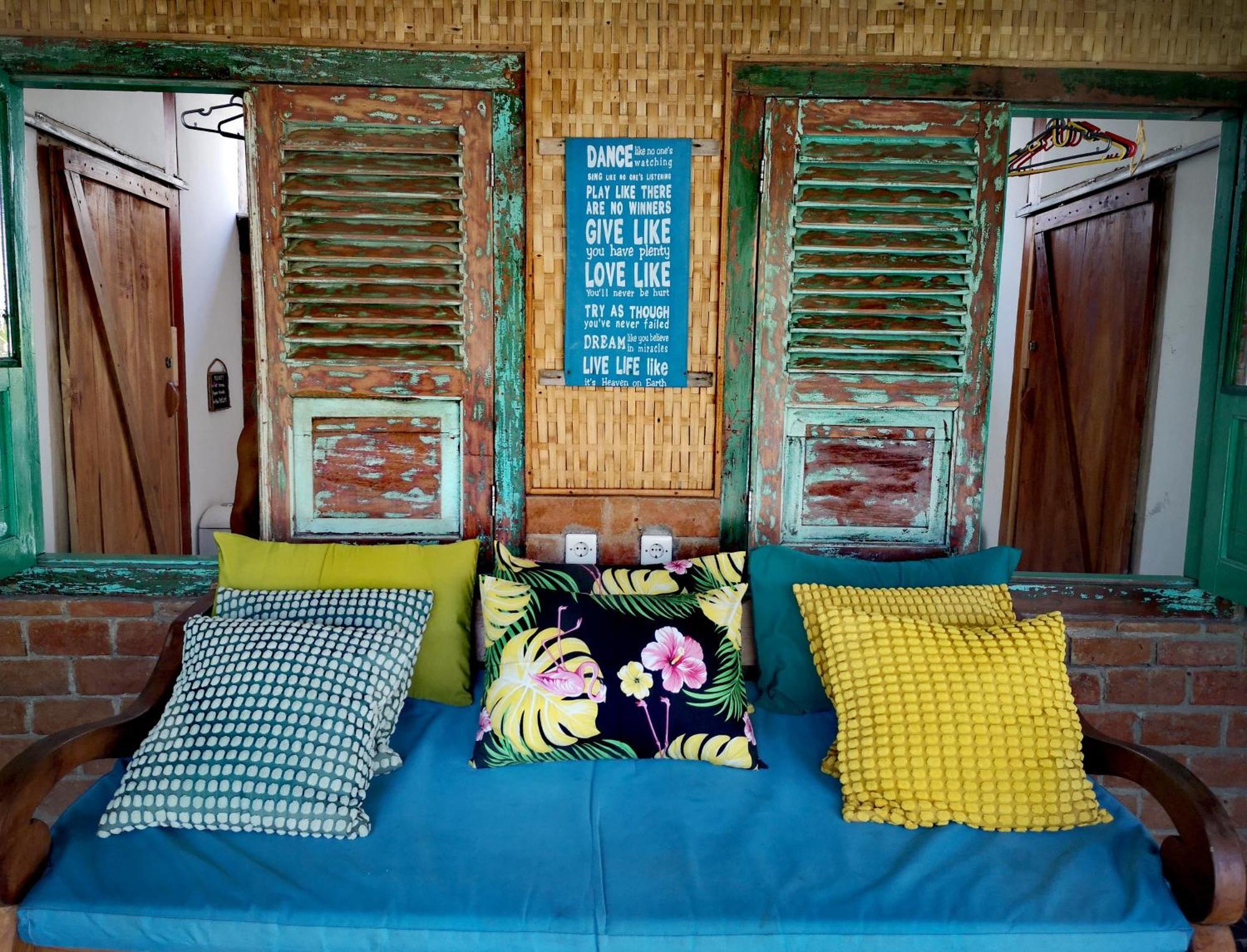 Villa La Vida Gili Trawangan Extérieur photo